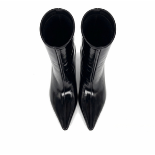 Ari Knee-High Glossed Leather Boots